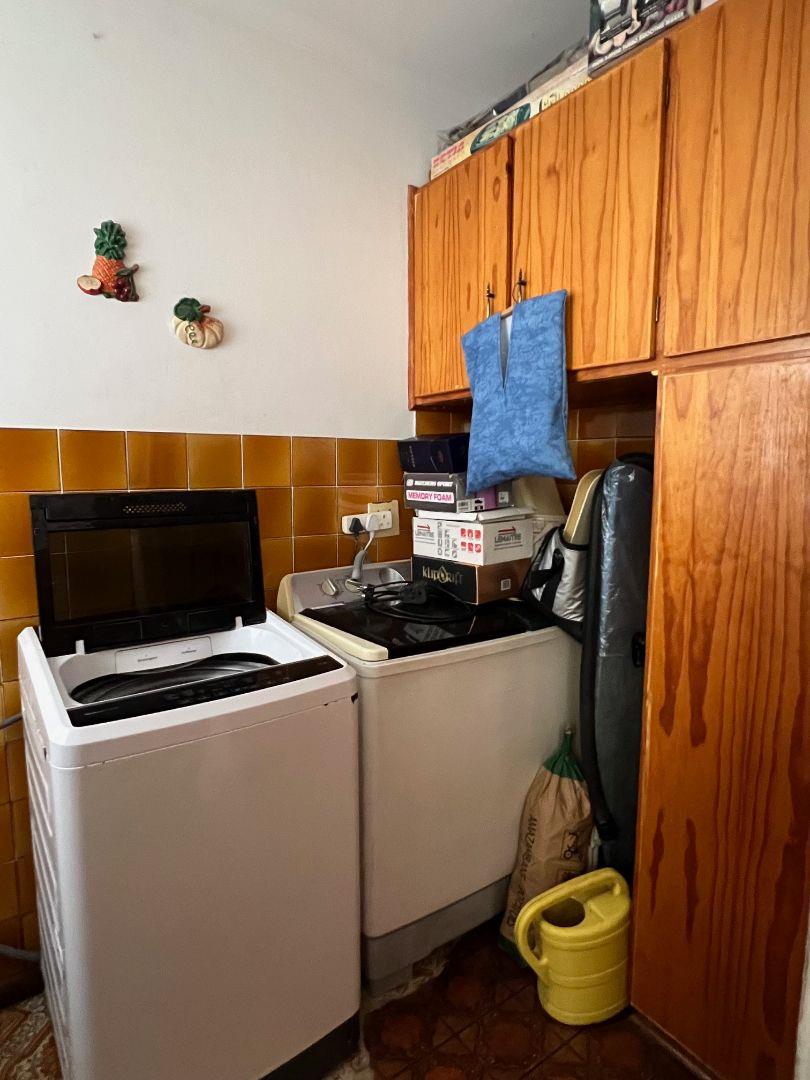 To Let 4 Bedroom Property for Rent in Rowallan Park Eastern Cape